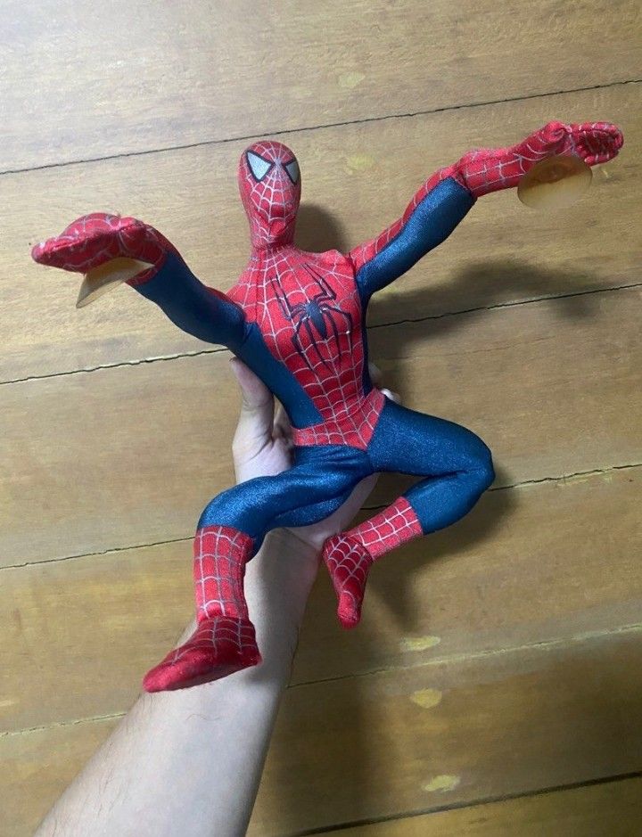 Vintage 2004 Spider-Man 2 suction cup plush (Category: Plushies & Soft Toys) located in Lucena. Submitted by jason2.8 (Listing ID 1369445942, Image 1). Description: .
