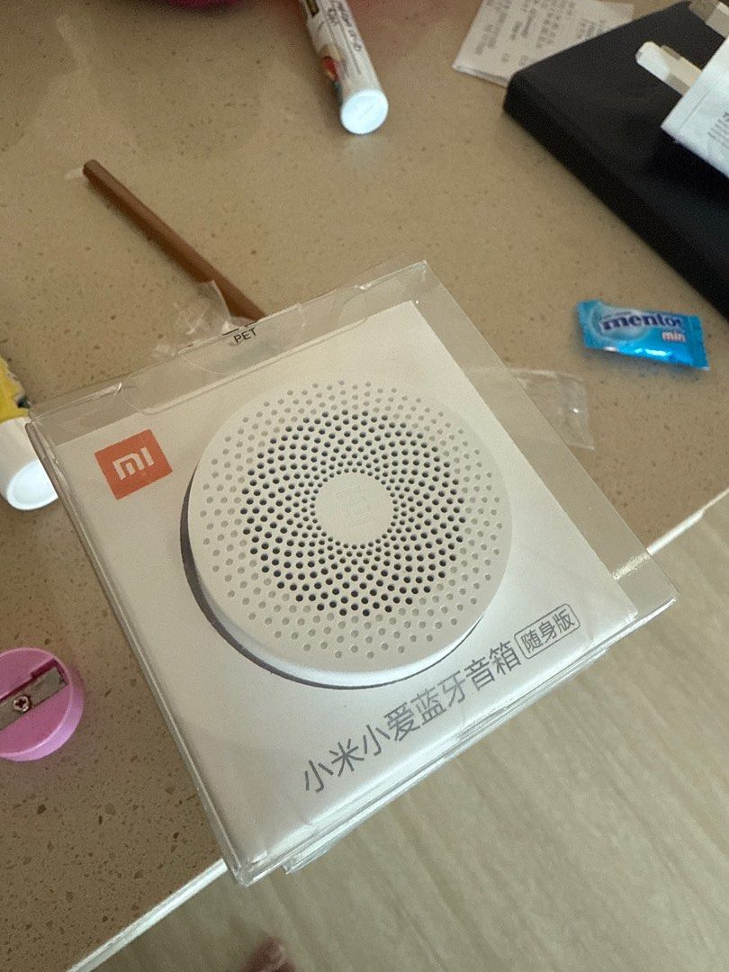 Xiaomi Mi Smart Speaker (Category: Soundbars, Speakers & Amplifiers) located in Singapore. Submitted by idoliser30 (Listing ID 1369326387, Image 1). Description: Brand new Xiaomi Mi Smart Speaker, never used. Comes in original packaging. Perfect for adding smart home functionality to your home. Great sound quality and easy to use. .