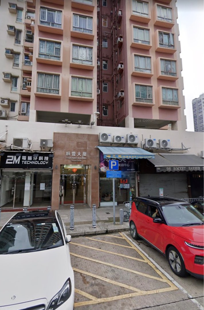 Three-bedroom private apartment, high floor, Shun Fung Building, next to YOHO, Yuen Long. Owner selling without agent commission.63438991399427111