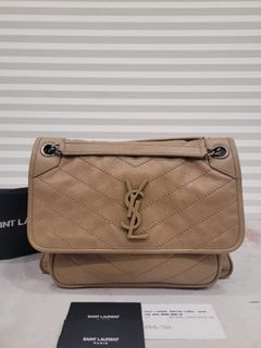 (Kategori: ) berada di . Dikirim oleh harukibutik (ID iklan 1369421634, Gambar 1). Deskripsi: .