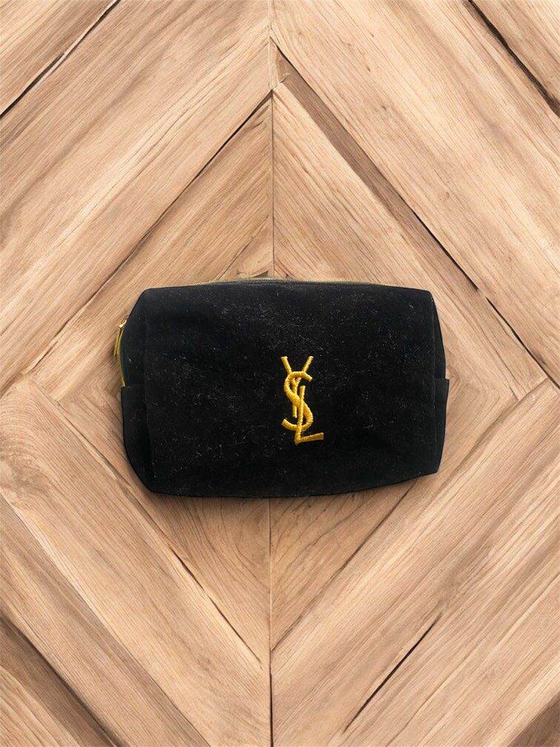 YSL PARFUM BAG (Category: Luxury Bags & Wallets) located in General Trias. Submitted by mangu_ukay (Listing ID 1369401669, Image 1). Description: No issue .