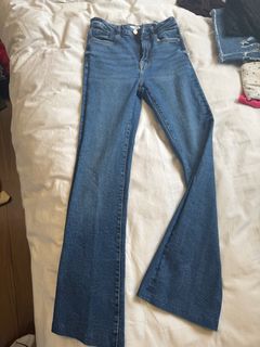(Category: ) located in . Submitted by kewlclothes (Listing ID 1369420551, Image 1). Description: .