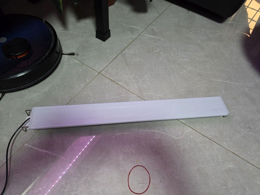 2ft led light (Category: Homes & Other Pet Accessories) located in Singapore. Submitted by azone9999 (Listing ID 1369607828, Image 1). Description: bought but didn't use plastic sheet on light still intact 3 modes 2ft light $25 brand new.