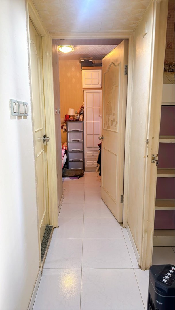 8 Fung Shing Road, Yuen Long  
Lower floor, Wah Ting Court, 510 sq ft63437654282753113