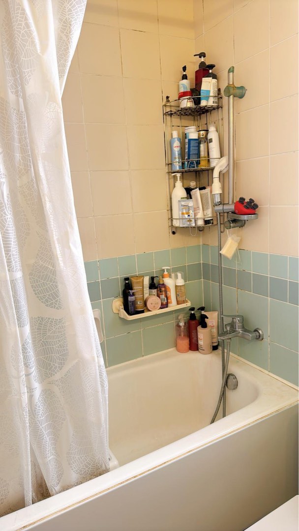 8 Fung Shing Road, Yuen Long  
Lower floor, Wah Ting Court, 510 sq ft63437654282753111