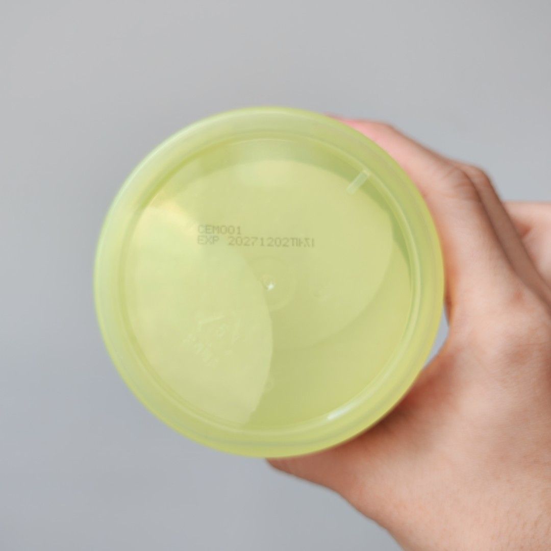 Skinfood Asparagus Glutathione Pad, Beauty & Personal Care, Face, Face  Care on Carousell
