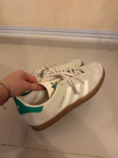 （分類：）位於 。 由 jamie.oo1 提交（商品編號 1369594754，圖片 1）。簡介： 。