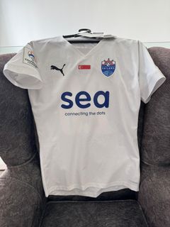 (Category: ) located in . Submitted by footballguy (Listing ID 1369610634, Image 1). Description: .
