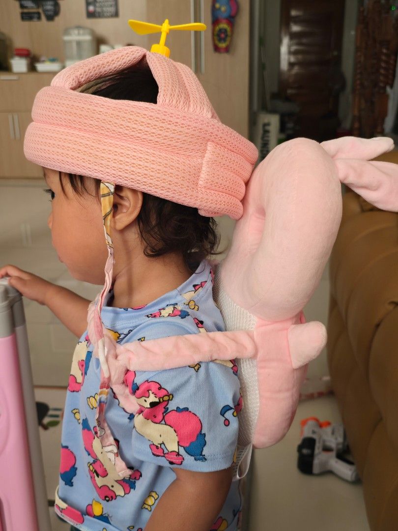 Baby Head Protector (Category: Infant Playtime) located in Valenzuela. Submitted by cessa009 (Listing ID 1369680381, Image 2). Description: Cute Baby Walking Anti Falling Pillow bag Toddler Head Protection Cushion Backpack Wear.
