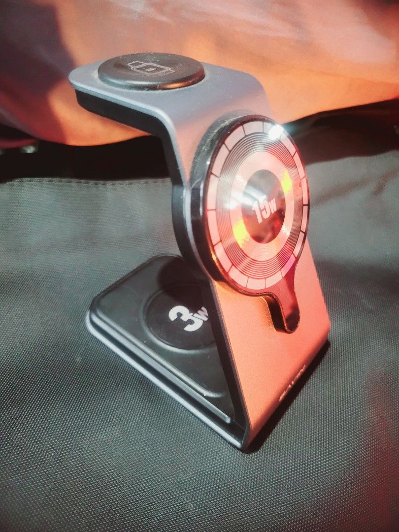Bavin 3-in-1 Magnetic Wireless Charger Docking Station (Category: Chargers & Cables) located in Quezon City. Submitted by GalTrade (Listing ID 1369570882, Image 1). Description: Preloved Almost Brand New 3-in-1 Wireless Charger (docking station) 👉 charge your "magnetic" smartphone 👉 charge your wireless earbuds 👉 charge your wireless smart watch 👍strong magnetic adsorption output power: 15W / 10W / 7.5W /5W for magnetic wireless phone 3W for 