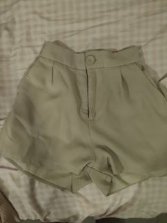 (Category: ) located in . Submitted by ashley_htl (Listing ID 1369522278, Image 1). Description: .