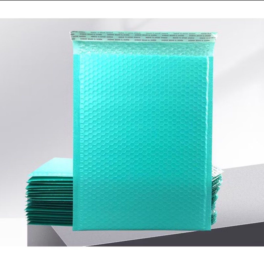 Bubble envelope (Category: Everything Else) located in Singapore. Submitted by wizlok (Listing ID 1369621351, Image 1). Description: Turquoise color : 18cm by 23cm Minimum purchase 20 piece. Price is negotiable if more than 20 piece. Ready stock on hand. .