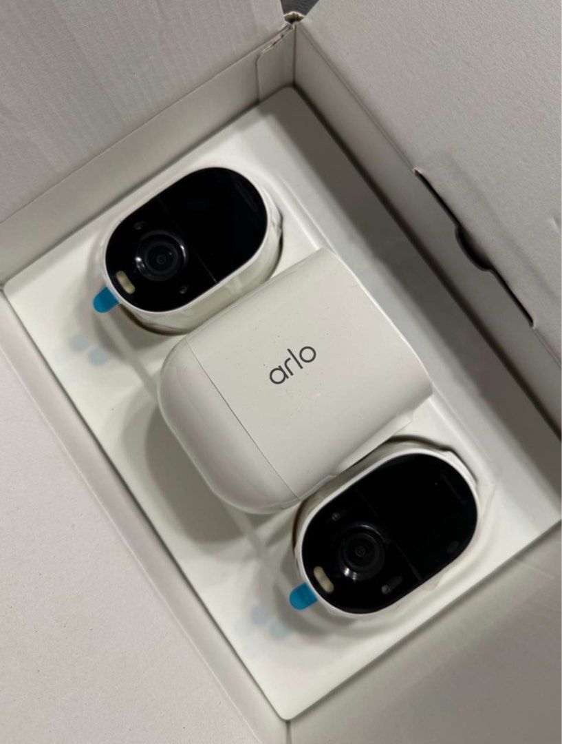CCTV Arlo Essential Spotlight Camera (Category: Security Systems & CCTV Cameras) located in Paranaque City. Submitted by luvintagecloset (Listing ID 1369503610, Image 1). Description: Open Box Arlo Essential Spotlight Camera - 3 Pack - Wireless Security, 1080p Video, Color Night Vision, 2 Way Audio, Wire-Free, Direct to WiFi No Hub Needed, Works with Alexa,Motion Sensor, White - VMC2330 GOT THIS FROM AMAZON RFS: Change of plans .