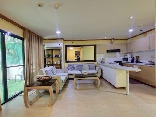 Classica Tower for Sale (Category: Apartments & Condos) located in Makati City. Submitted by alice.yvonne.alino (Listing ID 1369550593, Image 2). Description: UNIT 6B CLASSICA TOWER 114 HV De La Costa St. Salcedo Village, Makati. 2 Bedrooms 114sqm Furnished with large balcony. Indoor basement Parking with CTC. Selling price P17.5M Same floor as swimming pool, modern gym, communal area and a/c room..
