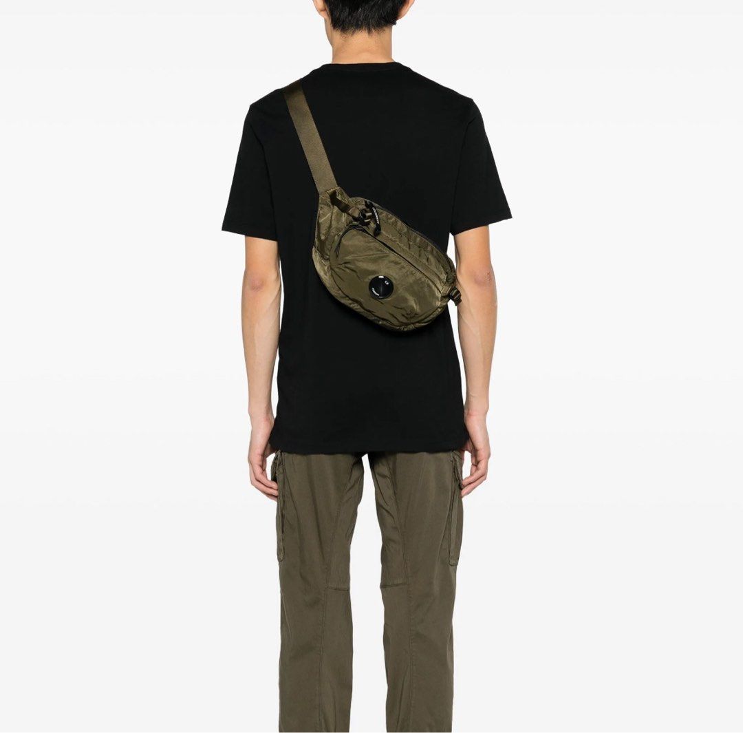 CP COMPANY NYLON B CROSSBODY BELT BAG OLIVE (Category: Sling Bags) located in Singapore. Submitted by steals (Listing ID 1369628333, Image 3). Description: Brand new with tags From Farfetch with invoice $200 priced to clear.