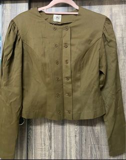 (Category: ) located in . Submitted by prelovedstore.byna (Listing ID 1301370029, Image 1). Description: .