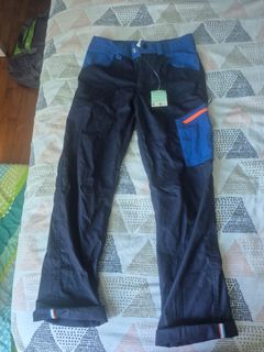 (Category: ) located in . Submitted by vicky.tan (Listing ID 1369550434, Image 1). Description: .