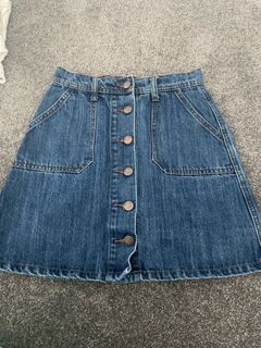 (Category: ) located in . Submitted by lisa900 (Listing ID 1369527946, Image 1). Description: .