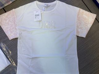 （分類：）位於 。 由 cm_piglet 提交（商品編號 1369633955，圖片 1）。簡介： 。