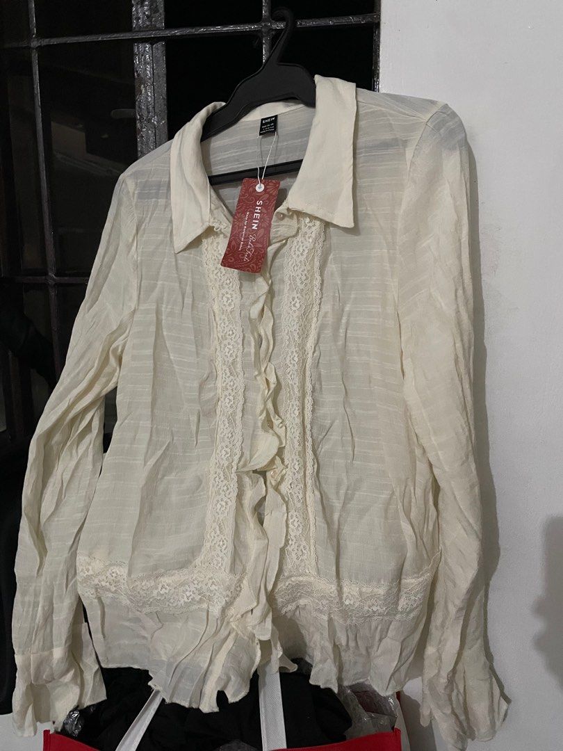 direct from 🇺🇸 - Shein size Large Boho Blouse (Category: Blouses) located in Bulacan. Submitted by wolfhards (Listing ID 1369565689, Image 1). Description: Onhand, original from the U.S. 🇺🇸 – ₱500 •Condition: brand new WYSIWYG (What you see is what you get) •RFS: Need space; I don’t use them. Padala ng kamag-anak. •Priority goes to whoever pays first if multiple buyers inquire at the same time. •NO RUSH SHIPPING: - J&T Express (except Saturda