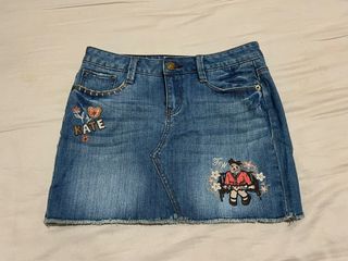 (Category: ) located in . Submitted by seajeily (Listing ID 1369658491, Image 1). Description: .