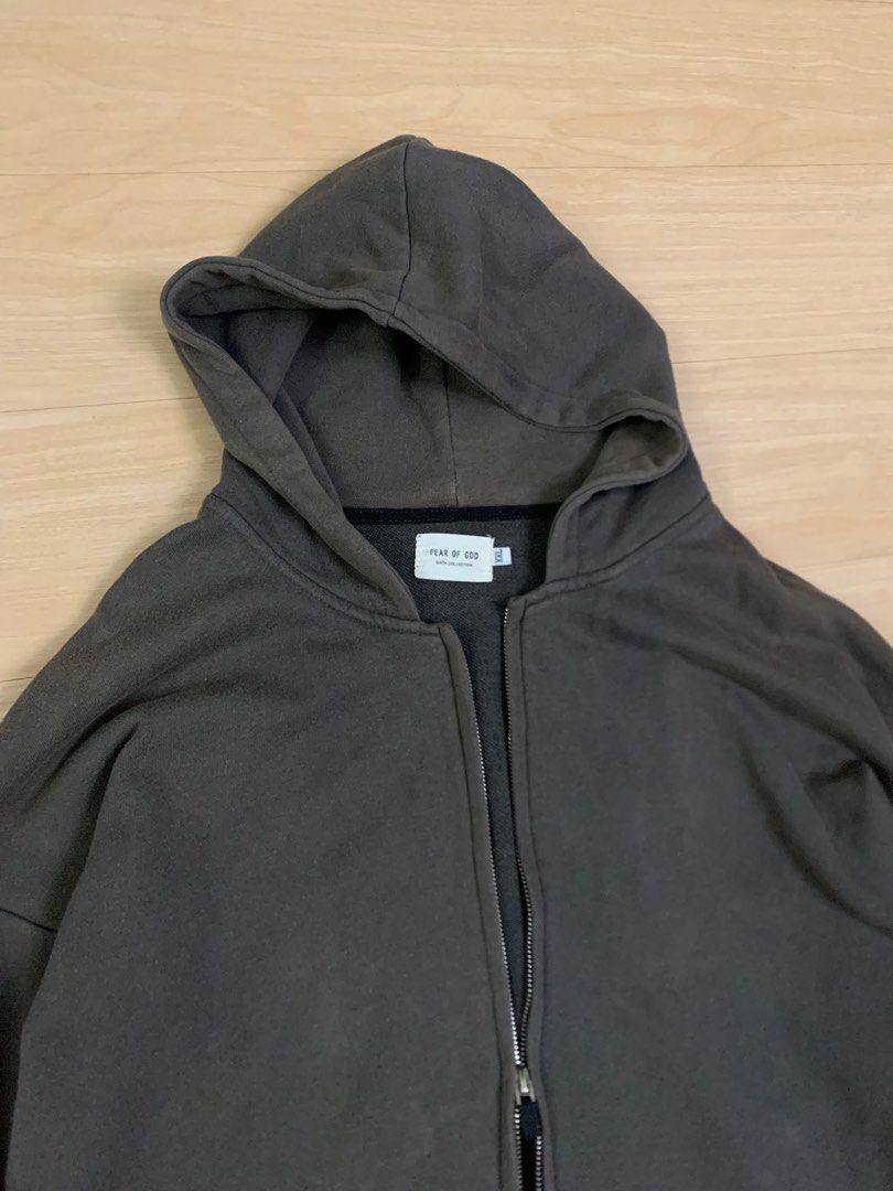 Fear of God Sixth Collection Double Zip Hoodie - Moss Green (Category: Coats, Jackets and Outerwear) located in Dasmarinas. Submitted by phamhannii (Listing ID 1369607685, Image 1). Description: Fear of God Sixth Collection Double Zip Hoodie - Moss Green Dimes (WxL): 25.5 x 28.5 inches Color Rate: 9.5/10 Condition Rate: 9/10 Great Condition (missing 1 zipper, not working zipper) All items are washed and sanitized. Flexible payment options. Pm me 