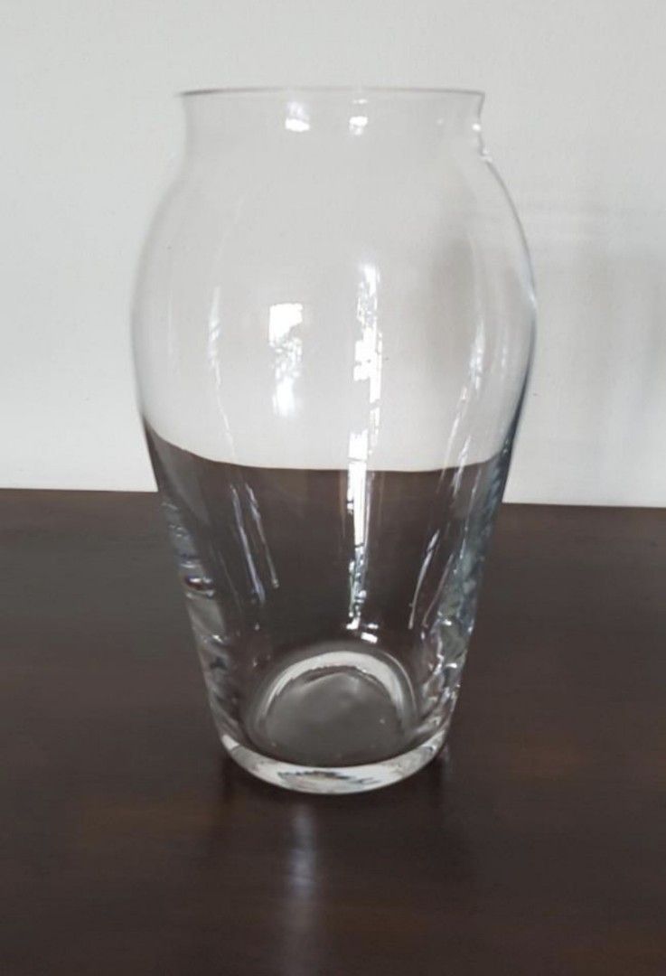 Glass vase classic premium