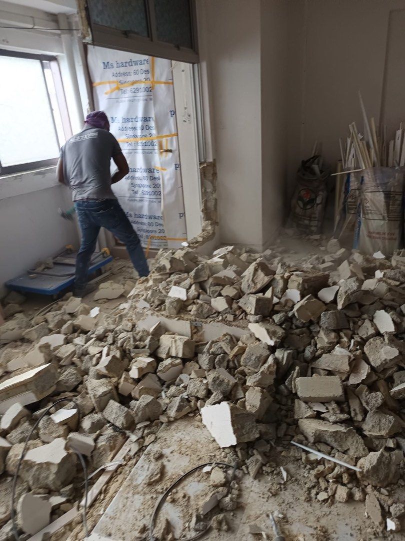 Hacking /Dismentle /Disposal /tile/tiling/painting /partition wall/tiles work/full house renovation62853069863427114