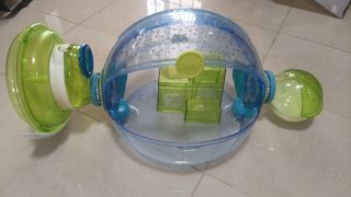 (Category: ) located in . Submitted by blue-green (Listing ID 1369555158, Image 1). Description: .