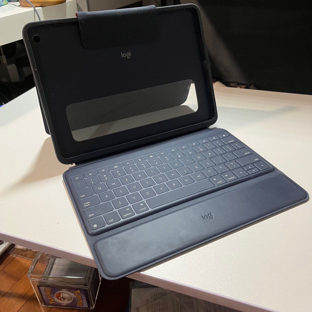 iPad 8 Logitech keyboard63222784457091111