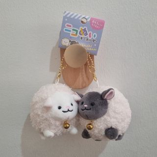 (Category: ) located in . Submitted by hellostreetmarket_ (Listing ID 1369547769, Image 1). Description: .