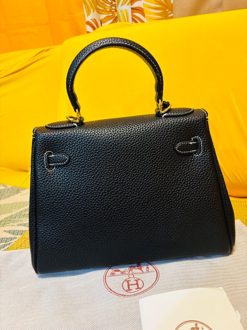 JP Hermes kelly 25 cm (Category: Luxury Bags & Wallets) located in Cebu City. Submitted by day.98 (Listing ID 1369500411, Image 3). Description: selected from japan surplus genuine leather limited edition no flaws coded.
