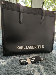 (Kategori: ) berada di . Dikirim oleh millz_preloved (ID iklan 1369545743, Gambar 1). Deskripsi: .