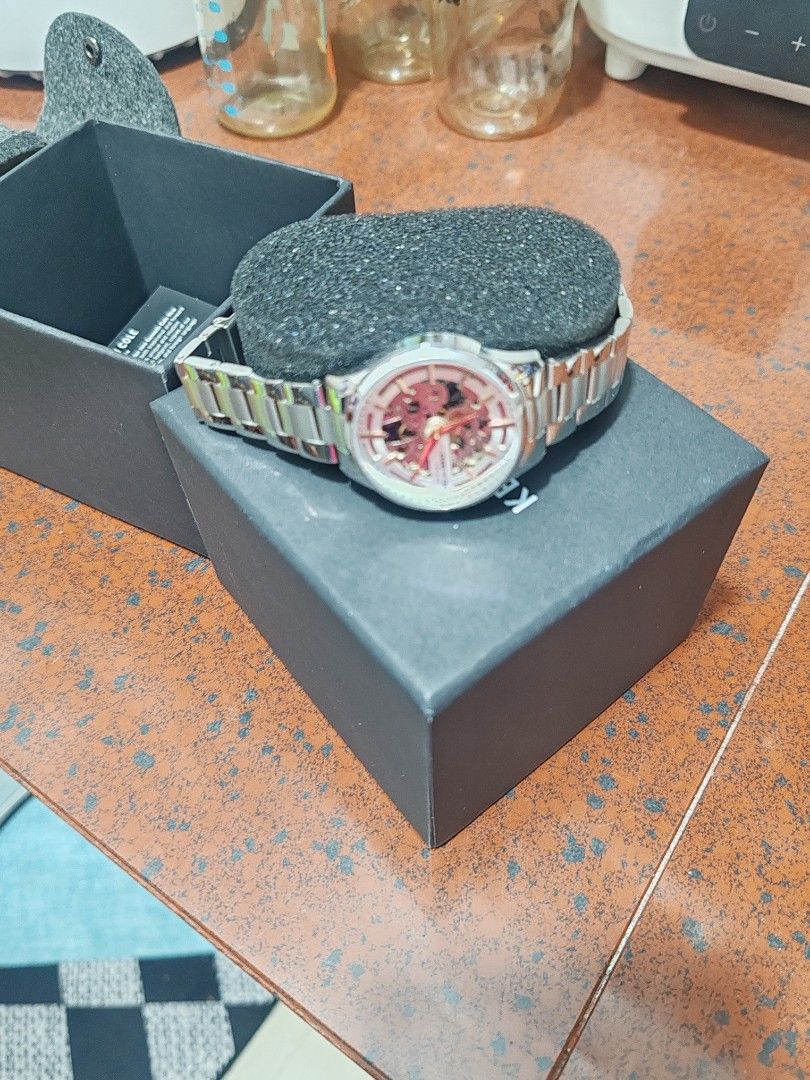 Kenneth Cole Automatic Ladies Watch (Category: Luxury Watches) located in Carmona. Submitted by annverde (Listing ID 1369581578, Image 2). Description: For Sale Kenneth Cole Automatic Ladies Watch.