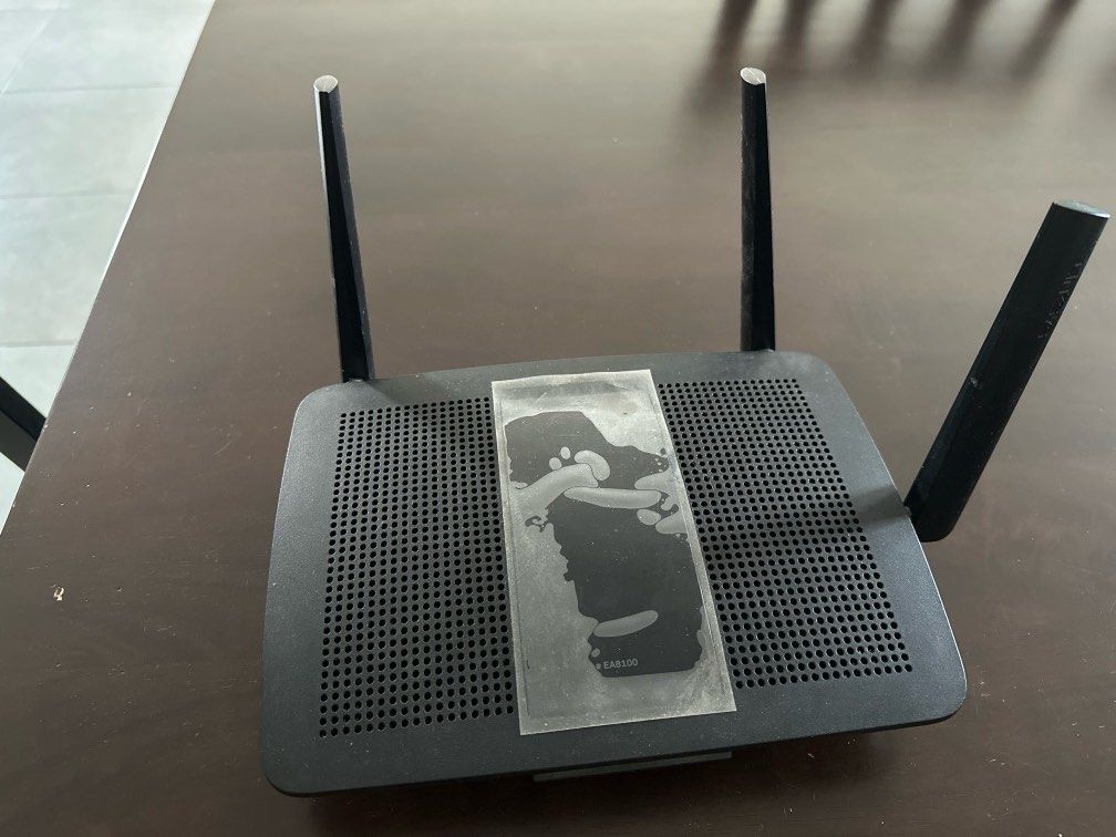Linksys Router63073984206979110