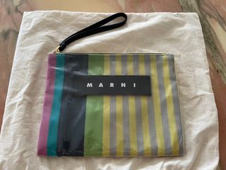 （分類：）位於 。 由 tomfez 提交（商品編號 1369570268，圖片 1）。簡介： 。