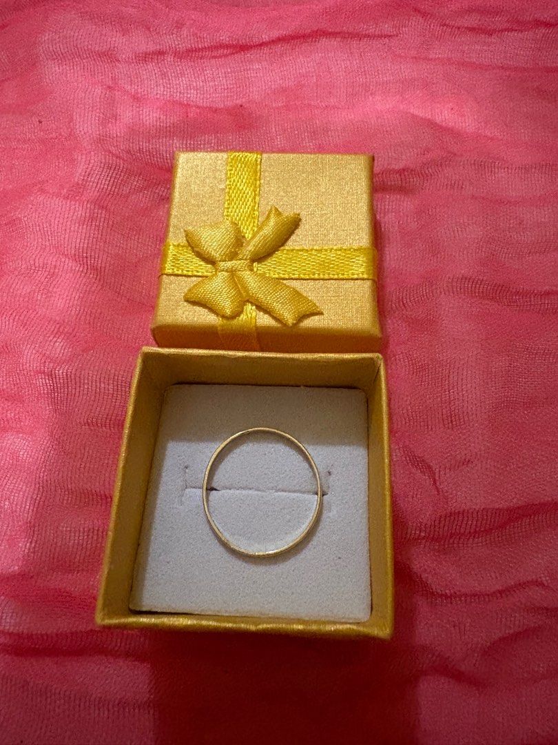 Minimalist Ring 18K Gold Pawnable (Category: Rings) located in Cagayan de Oro. Submitted by authenticstuffsdecluttering (Listing ID 1369545662, Image 2). Description: updated price : March 3, 2026 This is 18k Real gold Pawnable. Perfect for stacking. Size 6.5 .70grams ***Last photo is not mine—for inspiration only.
