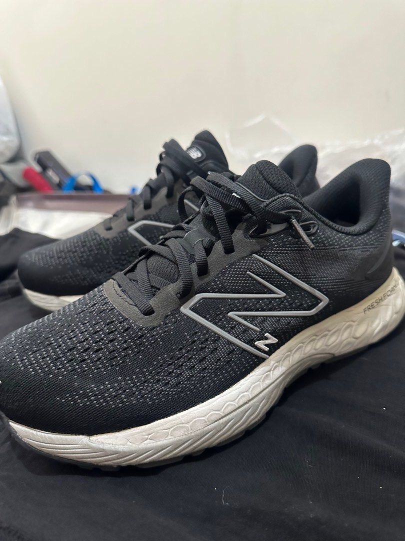 New balance 880 (Category: Sneakers) located in Manila. Submitted by randomitems1006 (Listing ID 1369679228, Image 1). Description: For sale only! New balance 880 fresh foam Size 9 US / 27cm Condition: 7(or better) / 10 No box Reflectives still intact Nego price for sure buyer Can still be used for light runs/gym/threadmill sessions Honest issues: small sole sep see last pic. Just needs reglue Rfs: di na nagagamit Can do same day delivery / shipp