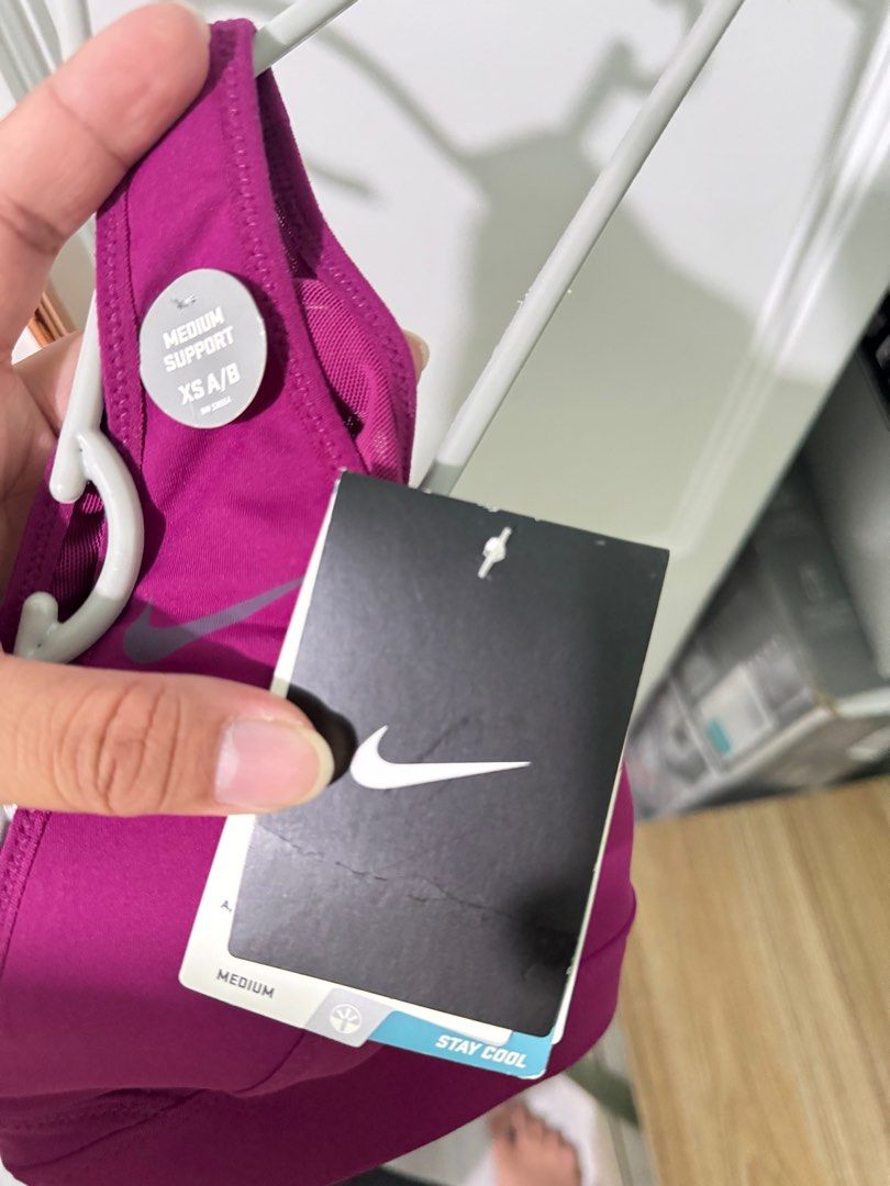Nike Drifit Sports Bra (Category: Activewear) located in San Fernando. Submitted by teleyns (Listing ID 1369643724, Image 3). Description: Nike drifit sports bra Wrong size bought in US.