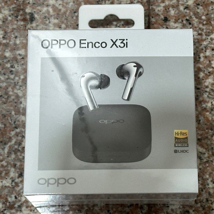 Oppo Enco X3i Wireless Earphones (Category: Earphones) located in Singapore. Submitted by lee.weisong.7 (Listing ID 1369639727, Image 1). Description: Great quality from Oppo! This is made in 2025! Wireless Under warranty Brand new! Great value.
