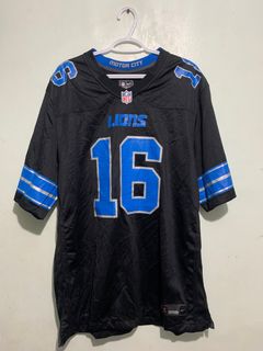 (Category: ) located in . Submitted by tdapparel (Listing ID 1369626047, Image 1). Description: .