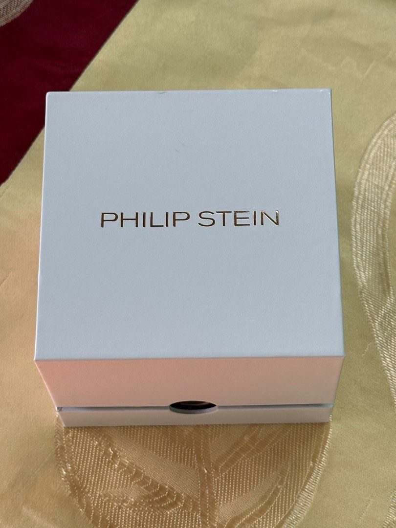 Philip stein (Category: Luxury Watches) located in Roxas City. Submitted by mherry1989 (Listing ID 1369506901, Image 2). Description: Original Philip Stein Colors in HEART ALL GOLD TONE 💯original or MONEY BACK Brandnew with box Original origina only .