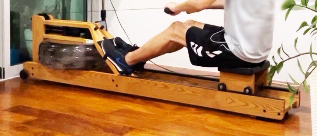Rowing machine (Category: Cardio & Fitness Machines) located in Singapore. Submitted by zzzjinqiu457395 (Listing ID 1369600995, Image 1). Description: British water rowing machine.