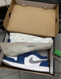 (Category: ) located in . Submitted by skormypreloved (Listing ID 1369591207, Image 1). Description: .