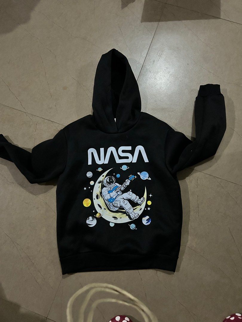 Shein pull over NASA (Category: Babies & Kids Fashion) located in Rizal. Submitted by luzon2 (Listing ID 1369645820, Image 1). Description: Shein pull over for kids. once lng po nasuot, pinag OOTD nung mag travel sa China..