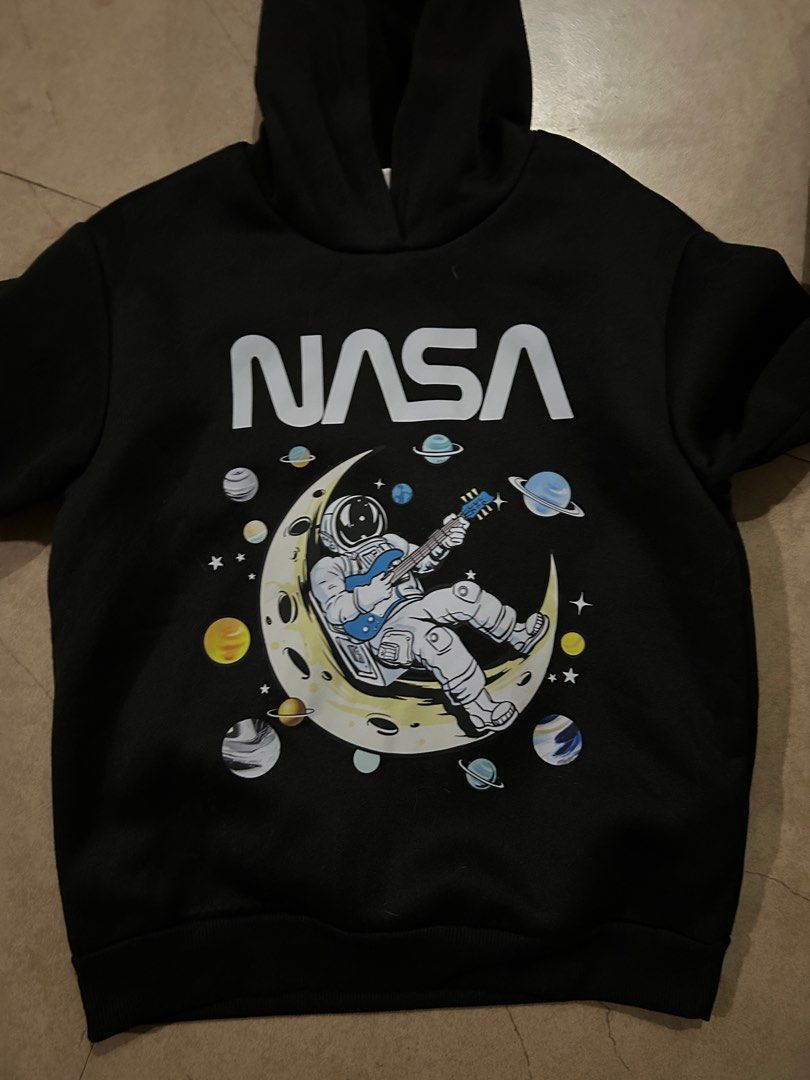 Shein pull over NASA (Category: Babies & Kids Fashion) located in Rizal. Submitted by luzon2 (Listing ID 1369645820, Image 2). Description: Shein pull over for kids. once lng po nasuot, pinag OOTD nung mag travel sa China..