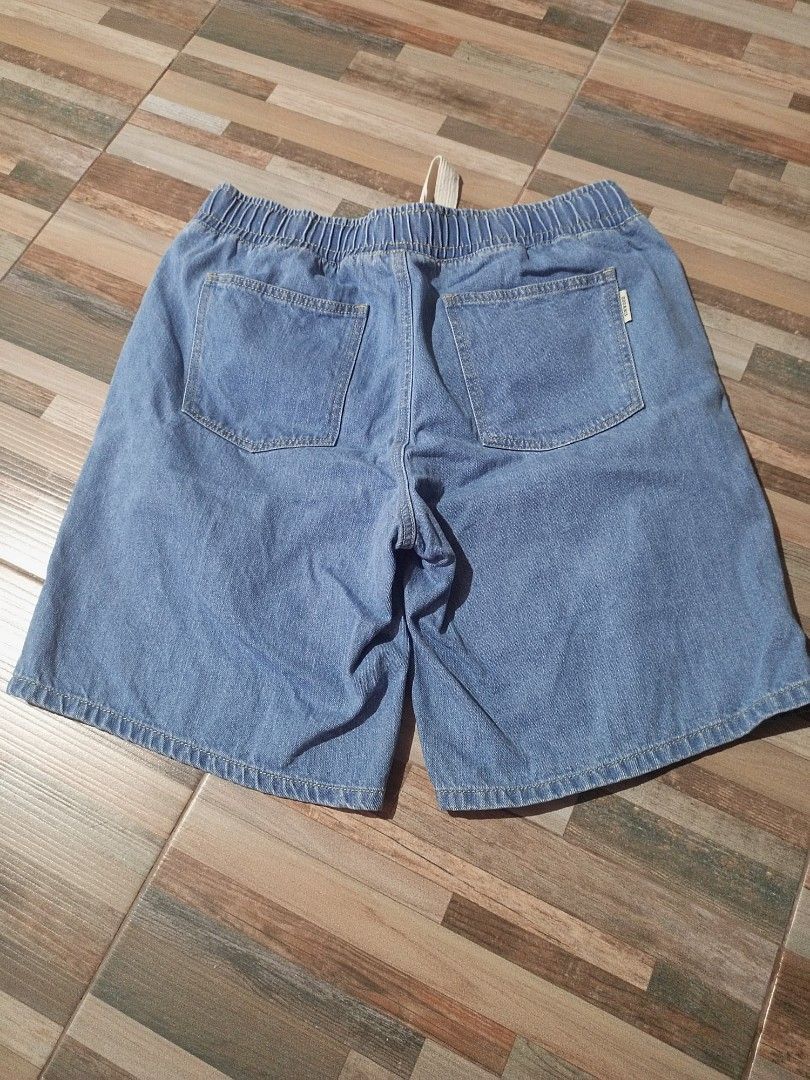 Jorts (Category: Shorts) located in Malasiqui. Submitted by kaloyswaffle420 (Listing ID 1369550985, Image 2). Description: Used Once Size XL 200 Pesos Only.