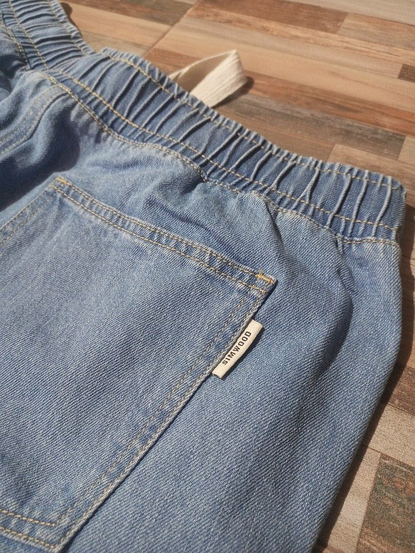 Jorts (Category: Shorts) located in Malasiqui. Submitted by kaloyswaffle420 (Listing ID 1369550985, Image 3). Description: Used Once Size XL 200 Pesos Only.