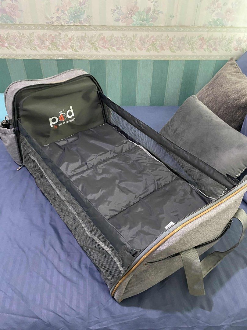 Bizzi Growin (Category: Cots & Cribs) located in San Fernando. Submitted by thriftcsfp (Listing ID 1369583779, Image 2). Description: Bizzi Growin Snuzpod Portable Baby Crib / Cot.