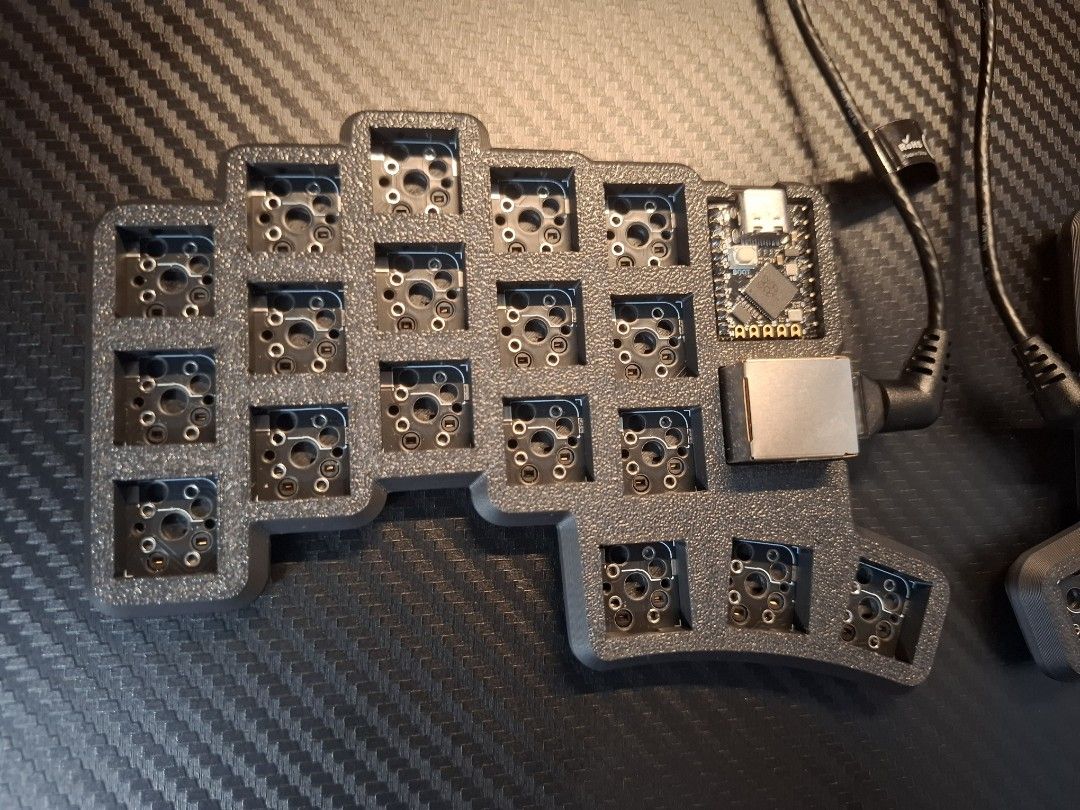 Split ergonomic keyboard - Cheapino (Category: Computer Keyboard) located in Antipolo. Submitted by arman.paulo.me (Listing ID 1369607838, Image 2). Description: Cheapino -barebones (MX) -a mini split keyboard with agressive thumb cluster, has only 1 MCU, and connected by rj45 cable. -like new, I only tested it once and never used it again. RFS: I already have corne -QMK / Vial.